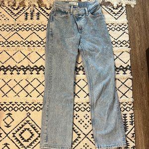 Abercrombie ultra high rise 90s straight jean